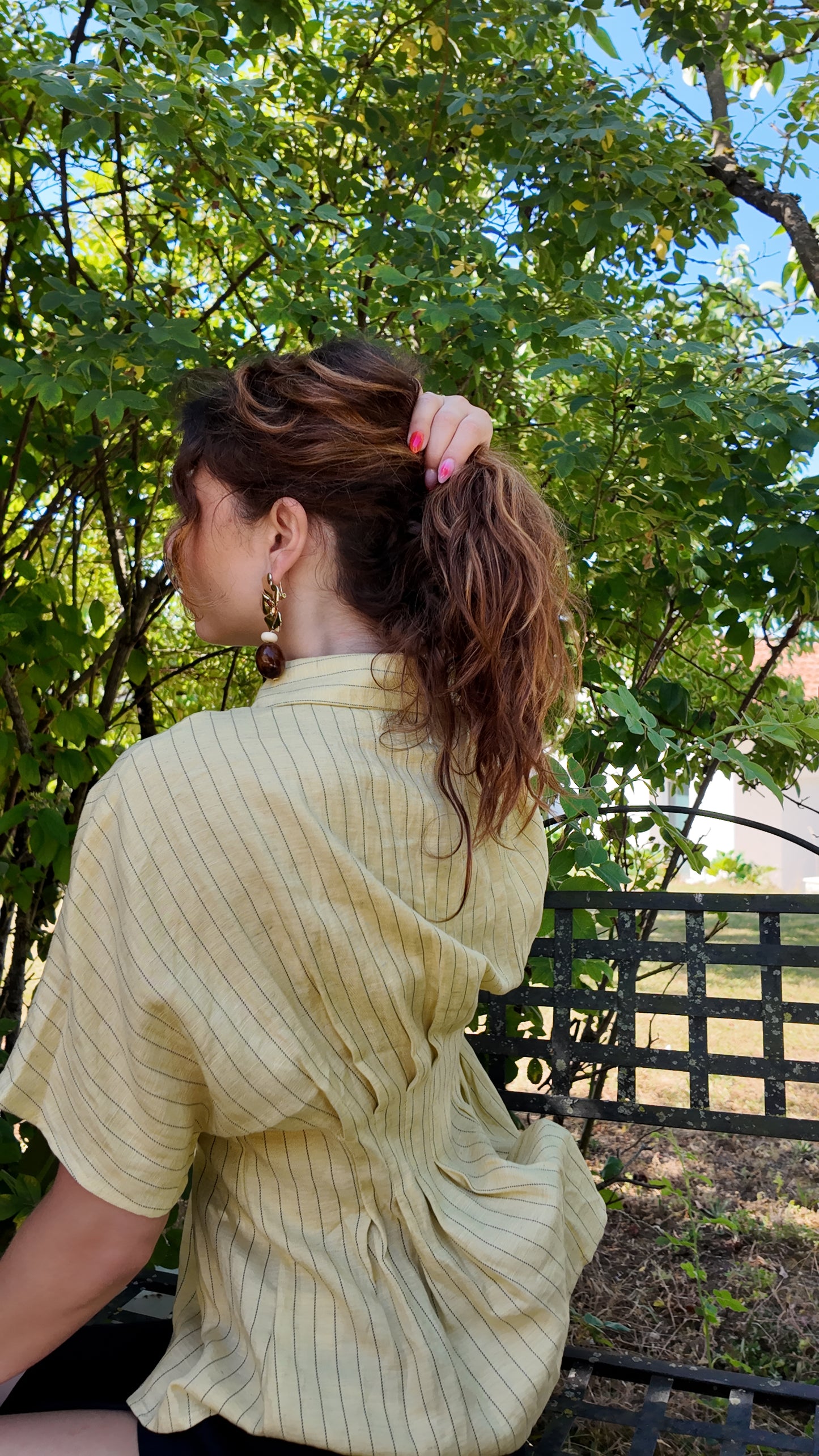 Top rayé jaune – Taille marquée