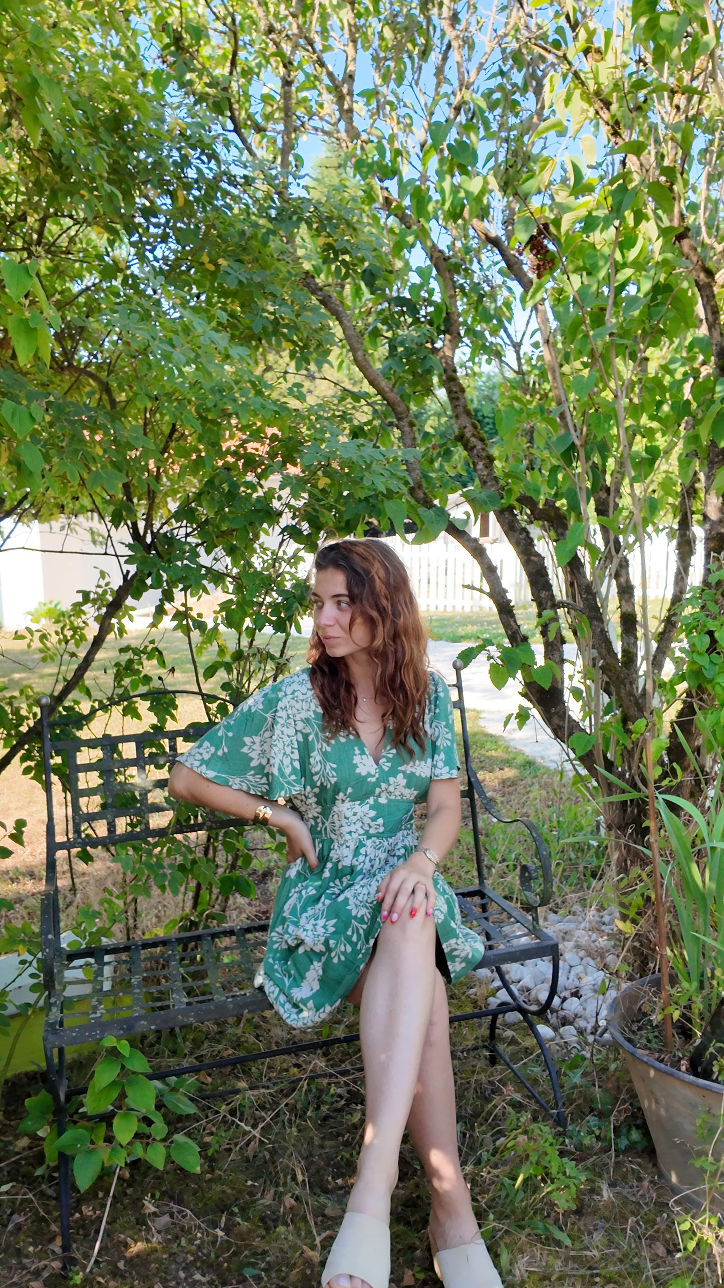 Robe Fleurie Verte – Élégante